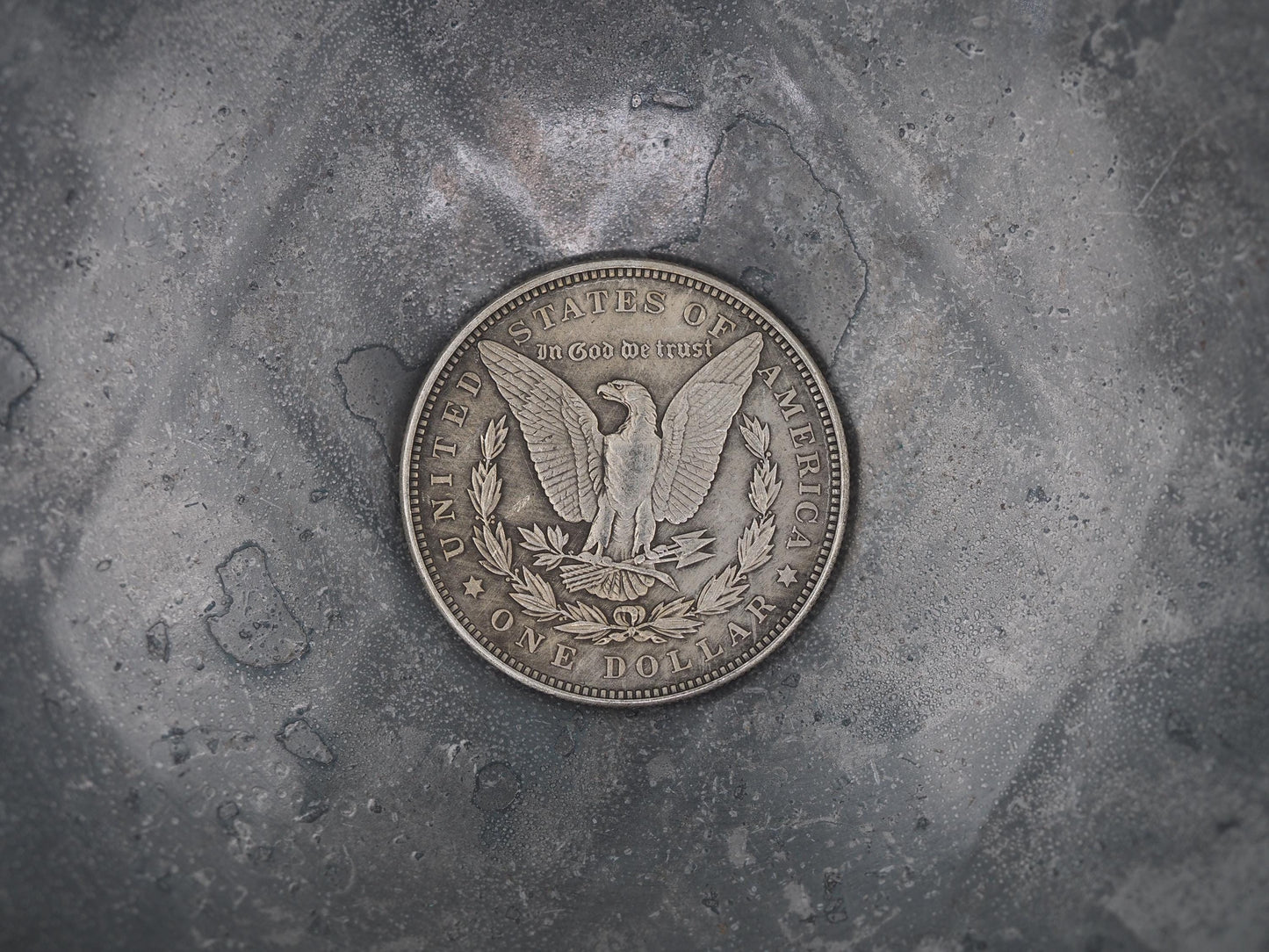 Cut Vampire Skull Sigil Morgan Hobo Coin - Xenomorph/Film/Predator/Movie Memorabilia/H. R. Giger/Fun/Gift – Collectible Or Pendant