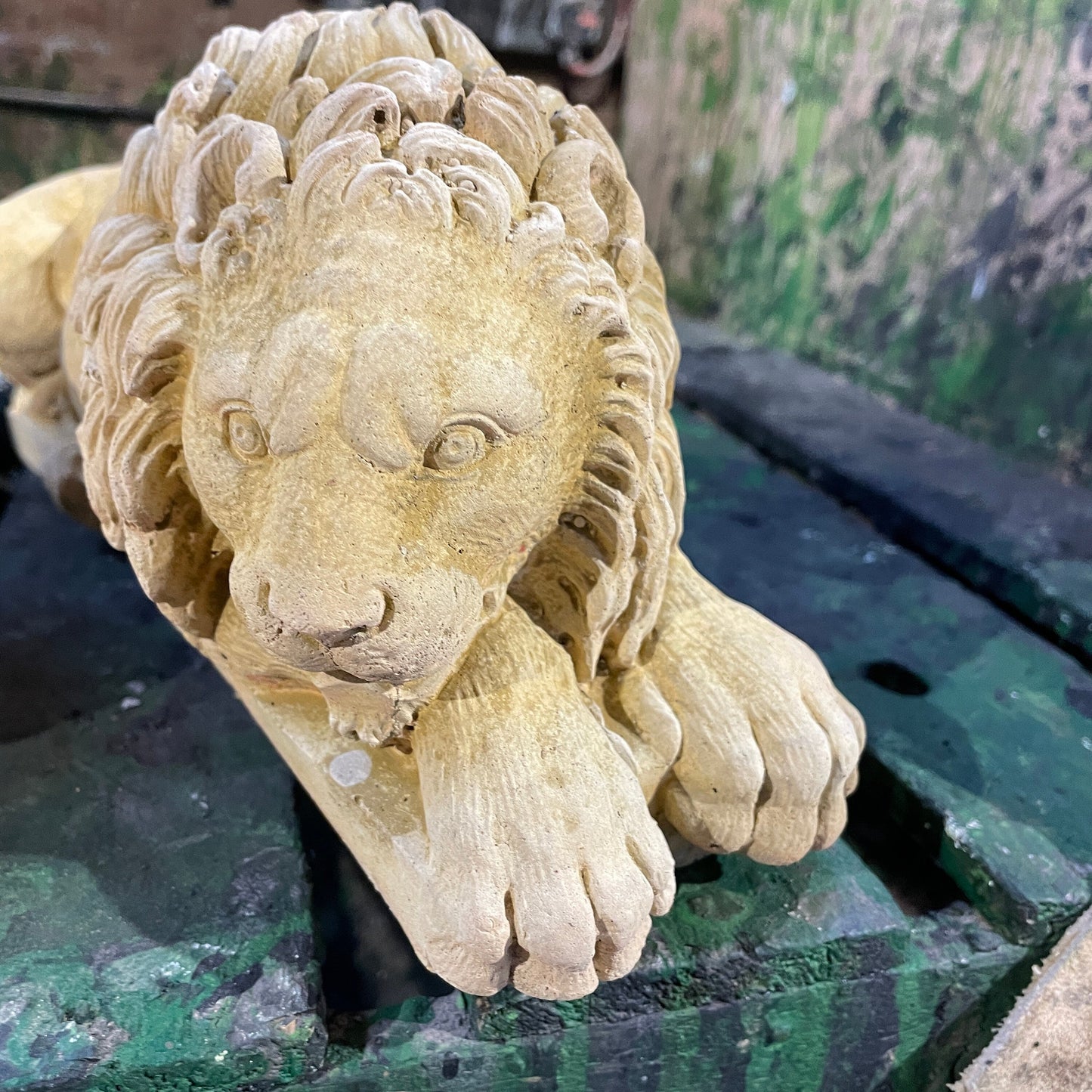 Plain Decorative Italianesque/Romanesque Vanitas Sculpture - Architectural Salvage/Country House Chatsworth Pair of Royal Lions