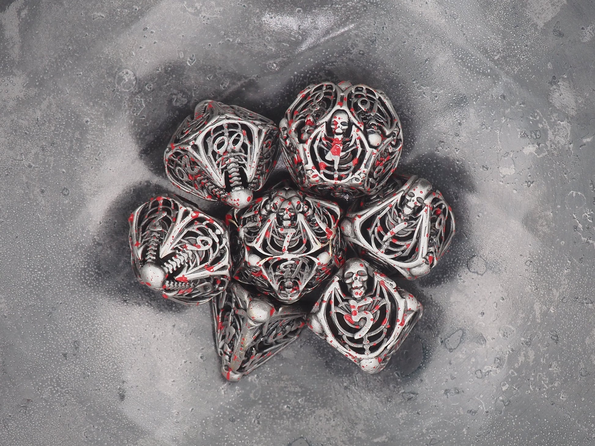 Demon Skeleton Steel Blood Stained Metal Hollow 7pcs D20 Dice Set-D&D Dungeons And Dragons/MTG/RPG/TableTopGames-Memento Mori/Skull/Vanitas