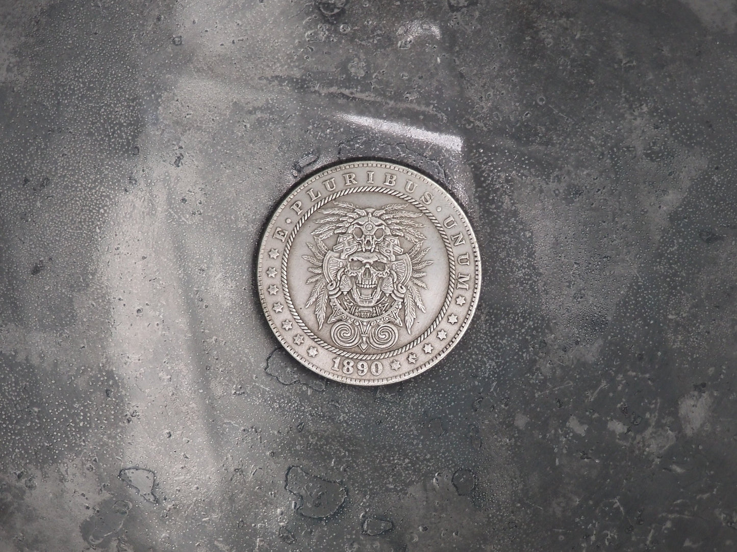 Hand Struck Morgan Dollar Aztec Skull Carved/Hobo/Skull/Vanitas/MementoMori/Freemasonry/Masonic .999 Silver Plated Replica Coin