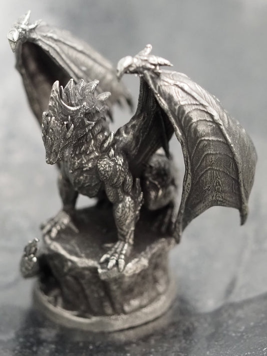 The Great Dragon - A Cosmic Fantasy White-Metal Mini Figure