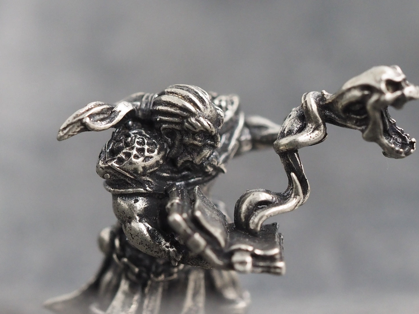 Dwarf Warlock - Spell Casting Fantasy White-Metal Mini Figure Set - Mage/Priest/Wizards - D&D - Dungeon's And Dragons Models