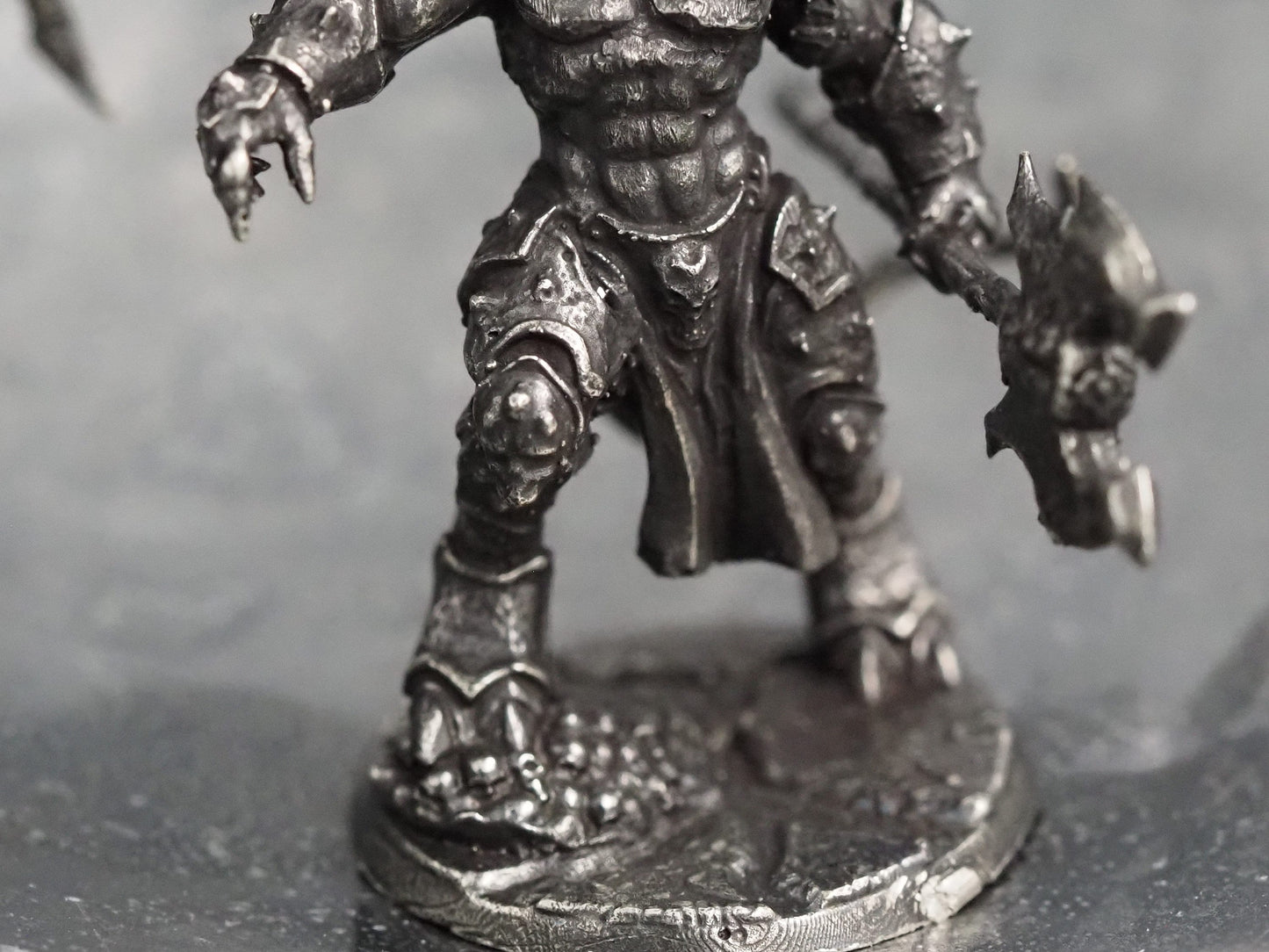 Kane A Demon God Of Chaos - A Beast Born Of Blood And Flame From The Belly Of The Underworld - A Cosmic Fantasy White-Metal Mini Figure