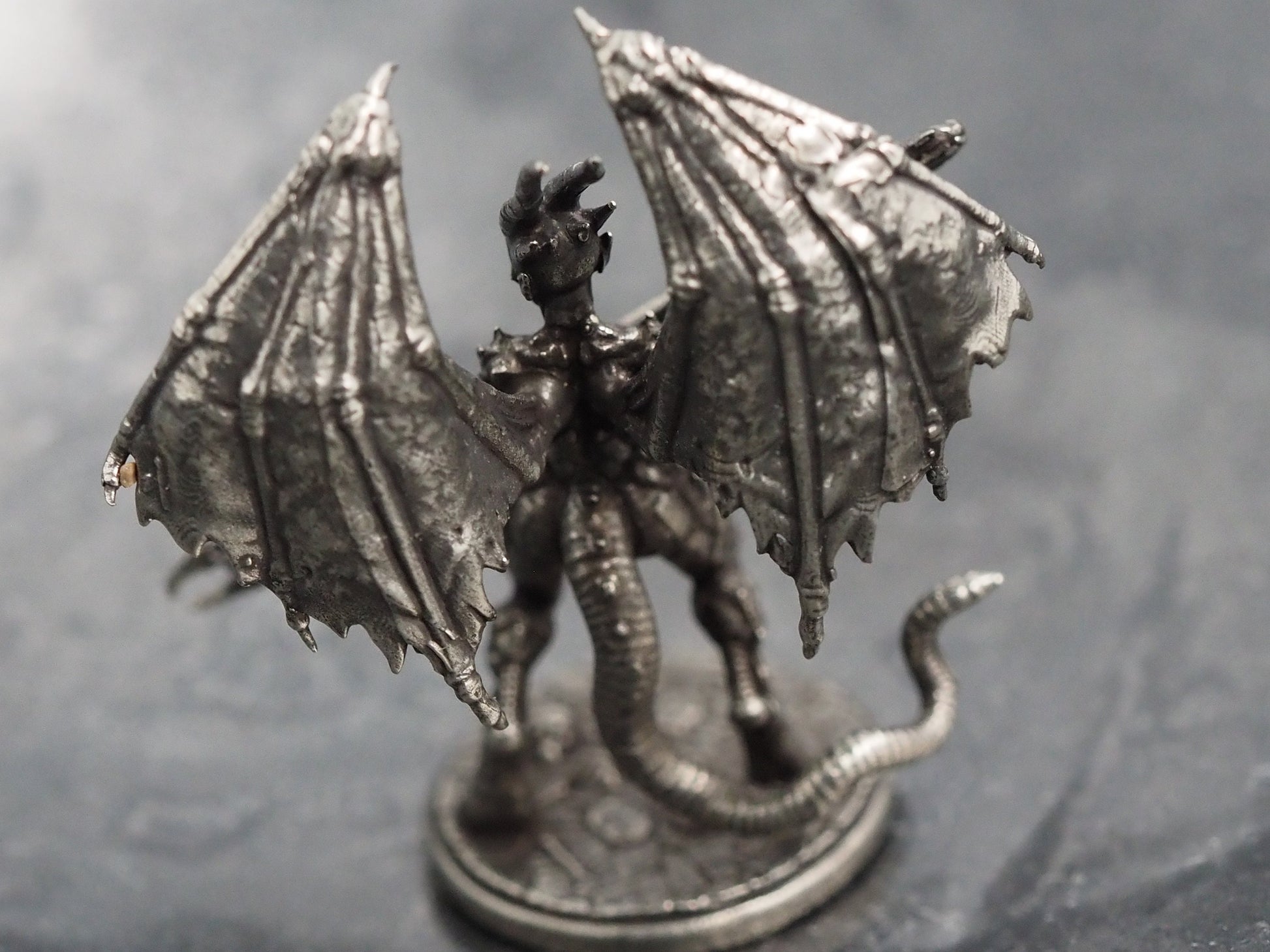 Kara A Demon God Of Chaos - A Beast Born Of Blood And Flame From The Belly Of The Underworld - A Cosmic Fantasy White-Metal Mini Figure