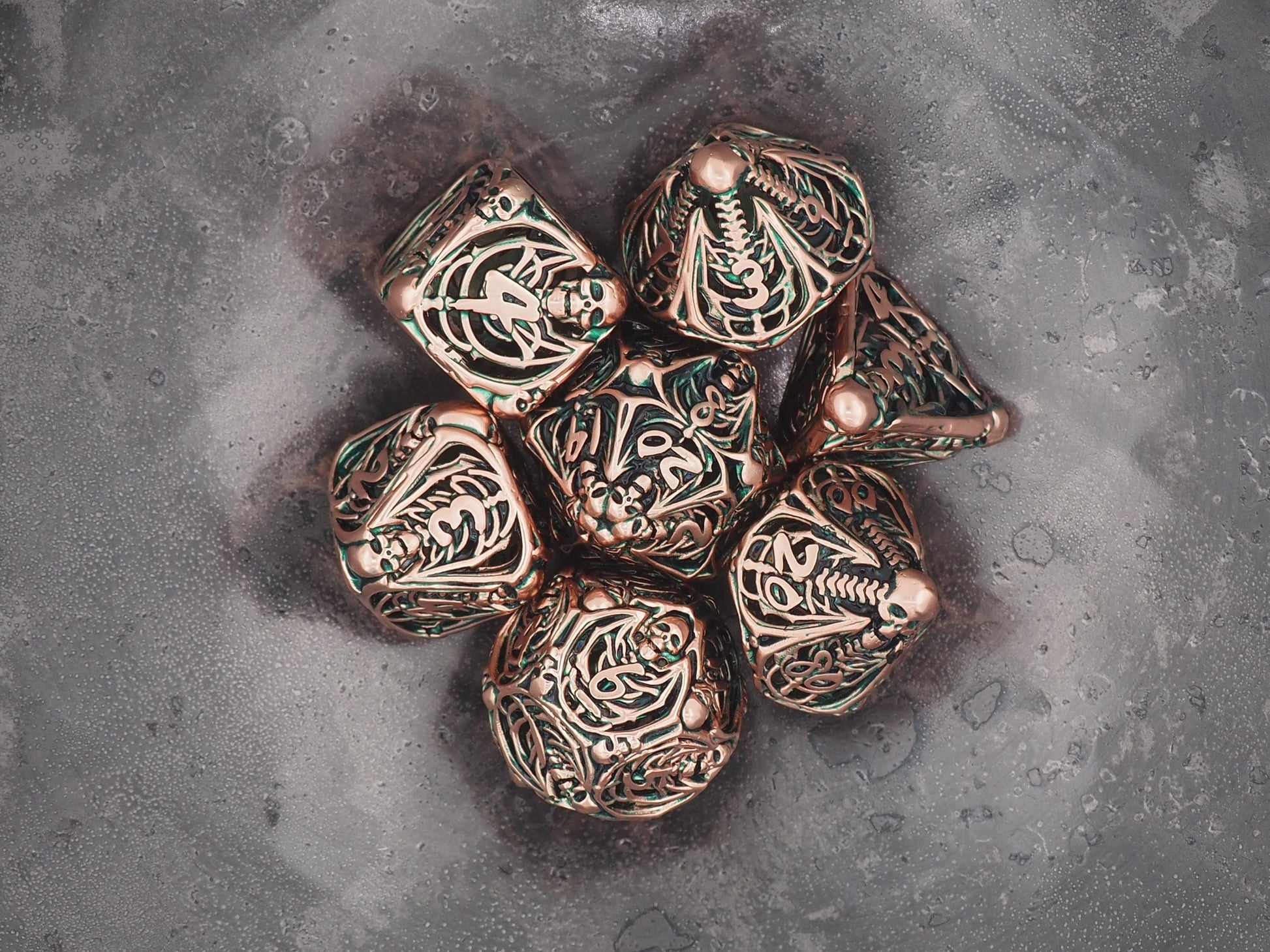 Demon Skeleton Gold Metal Hollow 7pcs D20 Dice Set-D&D Dungeons And Dragons/MTG/RPG/TableTopGames-Memento Mori/Skull/Vanitas