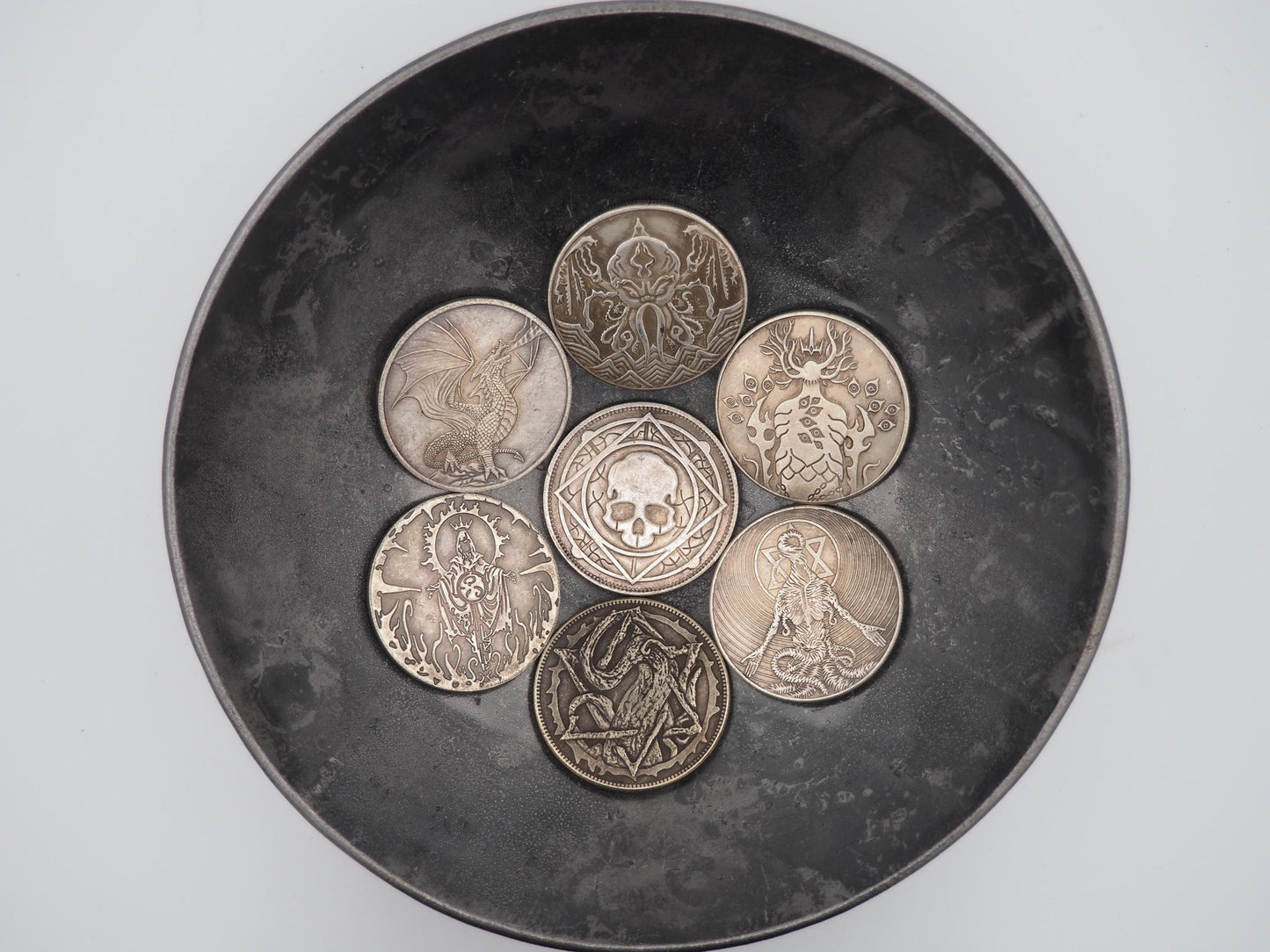 Set Of 7 Dungeons And Dragons D&S RPG MTG Themed U.S.A. Morgan Dollar .999 Plated Coins/Token - Gaming, Dice, Board Counters/Set Pieces