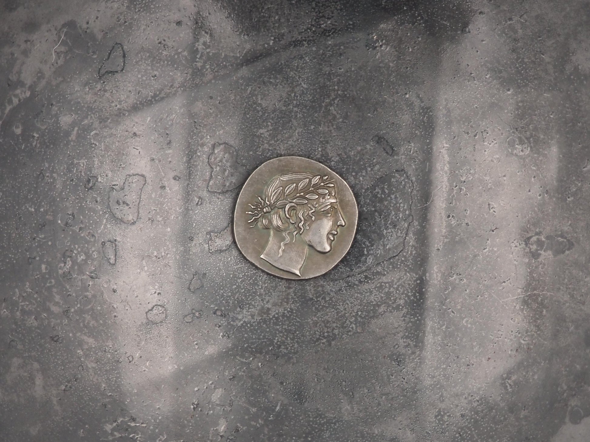 Replica of Ancient Greek Lion Head Coin in Silver Plate - Great Collectable Or For RPG Gaming Counter