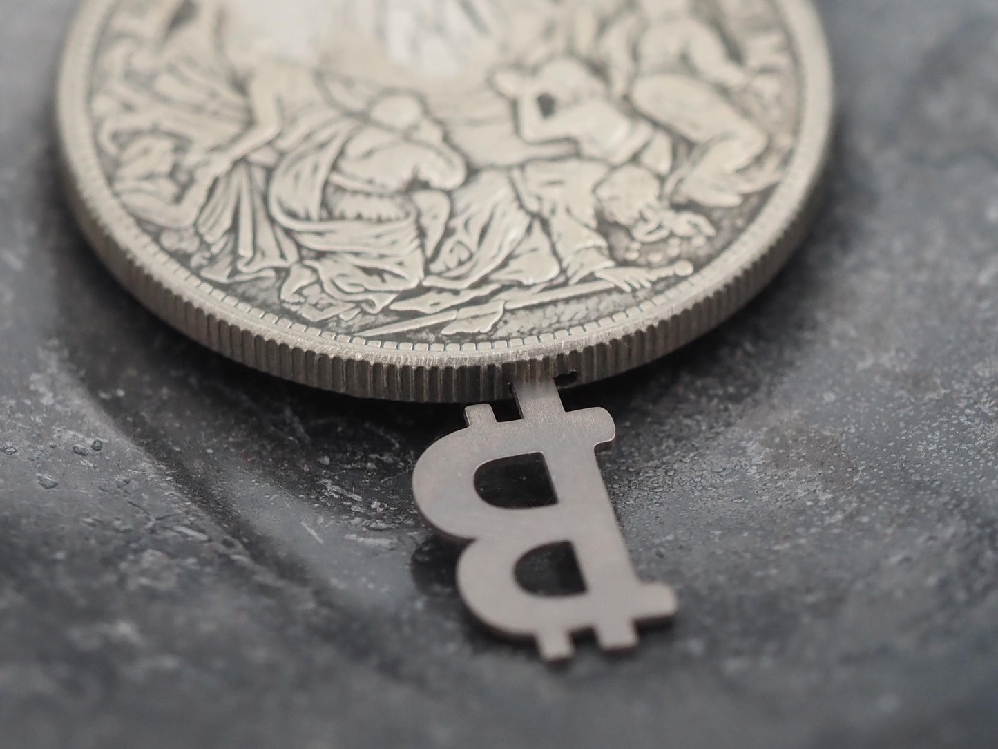 Unique Mechanical Morgan Dollar Hidden Bitcoin / Crypto .999 Silver Plated Replica Coin With Mechanism Movement