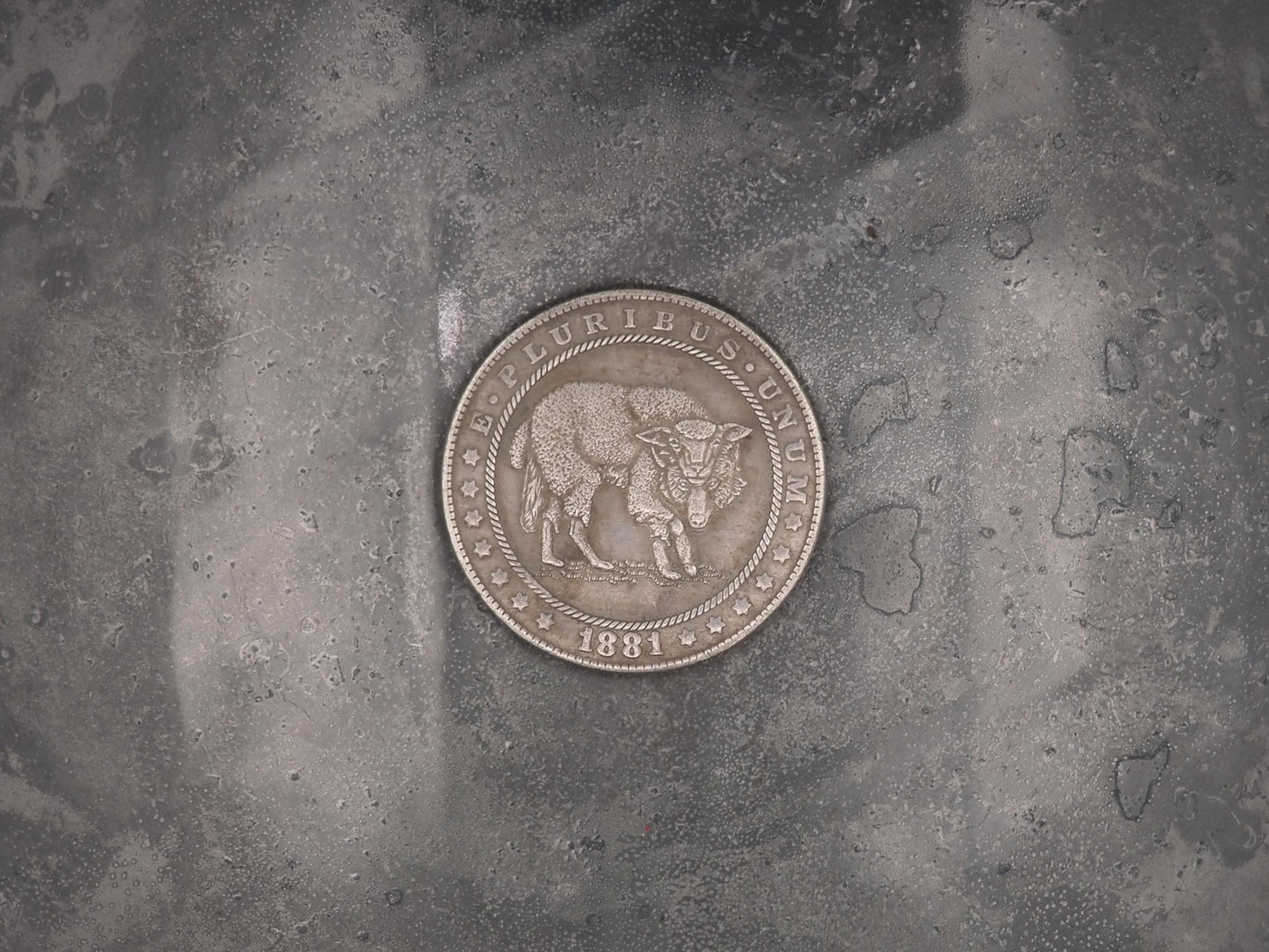 Hand Struck Morgan Silver Dollar Carved Wolf In Sheep's Clothing - Fairy Tale Stories Replica Coin/Token/Medal