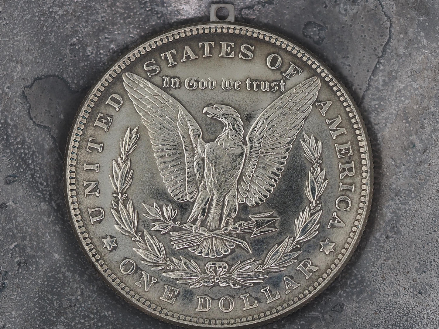 Unique Mechanical Morgan Dollar Pagan Goddess With Moving Eyes Plated Replica Coin With Mechanism Movement