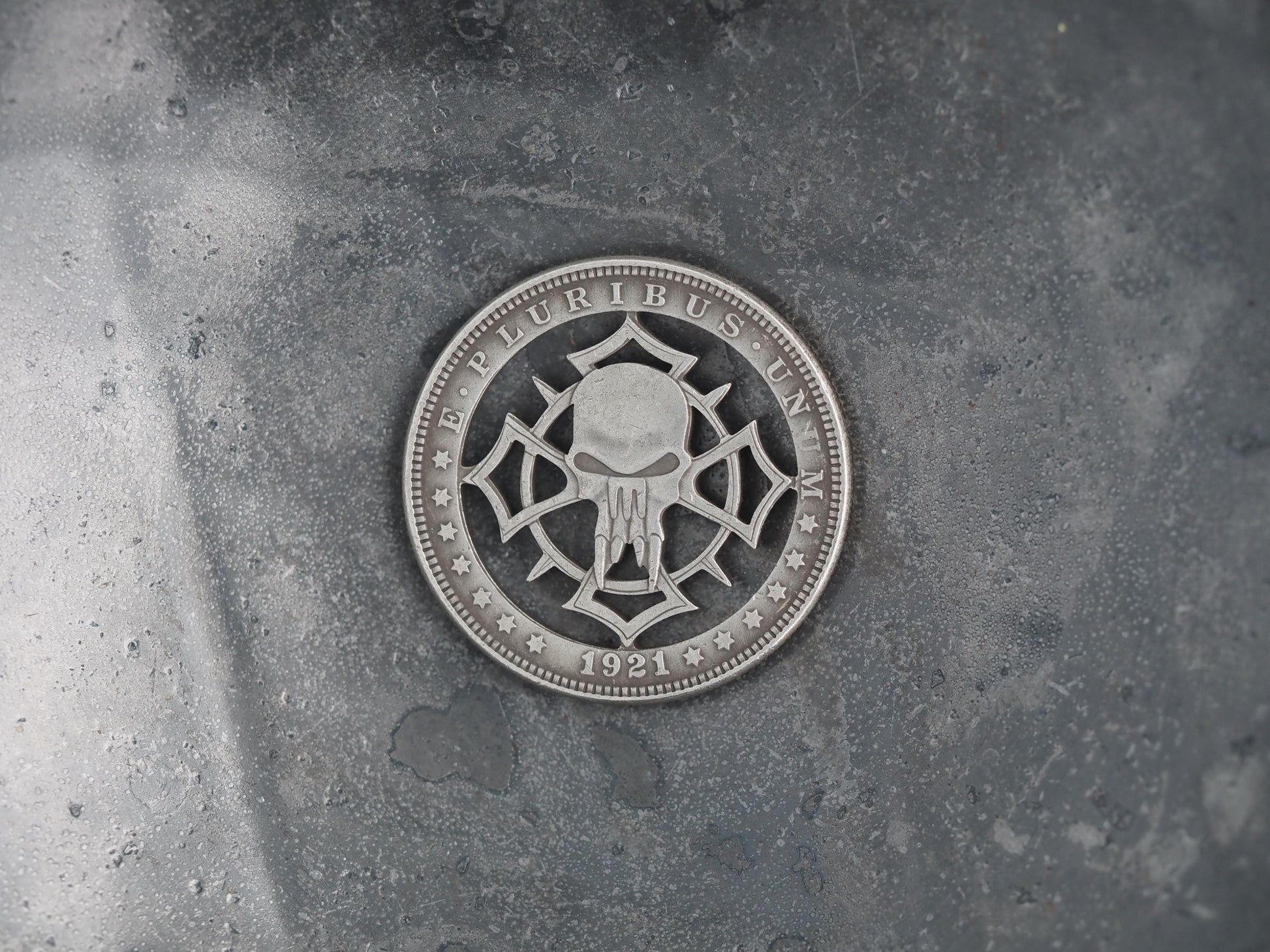 Cut Vampire Skull Sigil Morgan Hobo Coin - Memento Mori/Vanitas/Gothic/Masonic/Cult/Occult/Death/Skull/Fun/Gift – Collectible Or Pendant