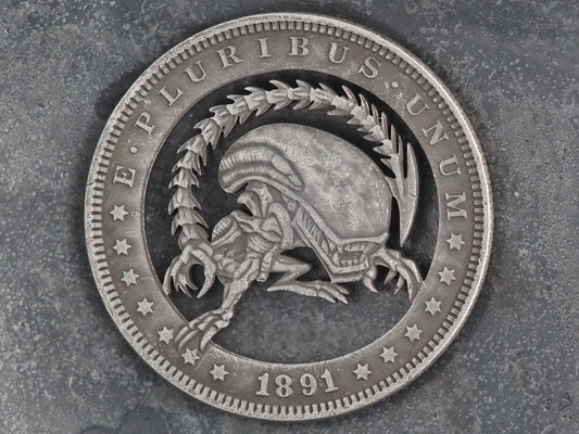 Cut Vampire Skull Sigil Morgan Hobo Coin - Xenomorph/Film/Predator/Movie Memorabilia/H. R. Giger/Fun/Gift – Collectible Or Pendant