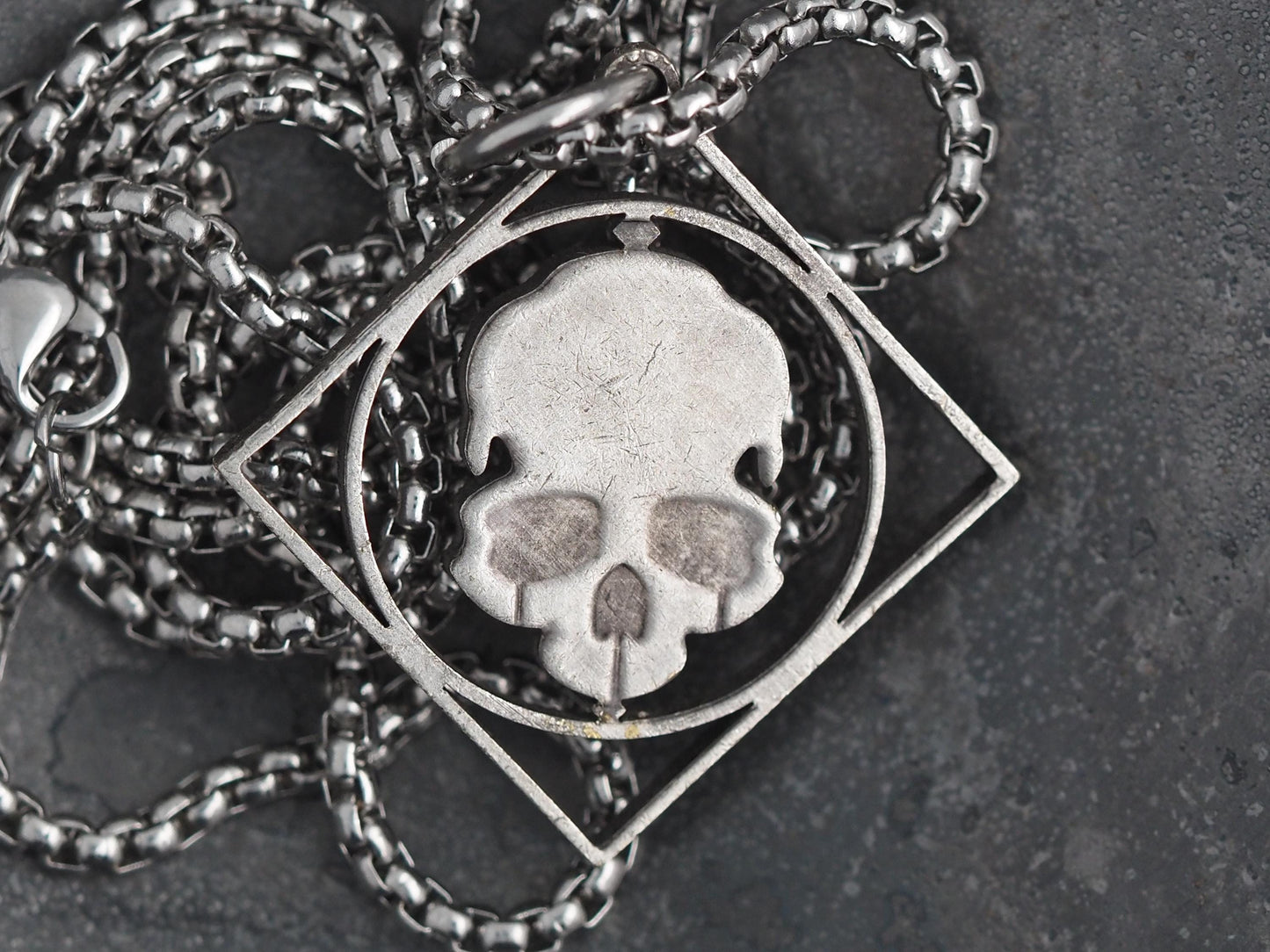 Cut D&D Skull Morgan Hobo Coin Necklace - Freemasonry/Masonic/Sigil/Creed/Memento Mori/History/Relic/Medieval/War – Necklace