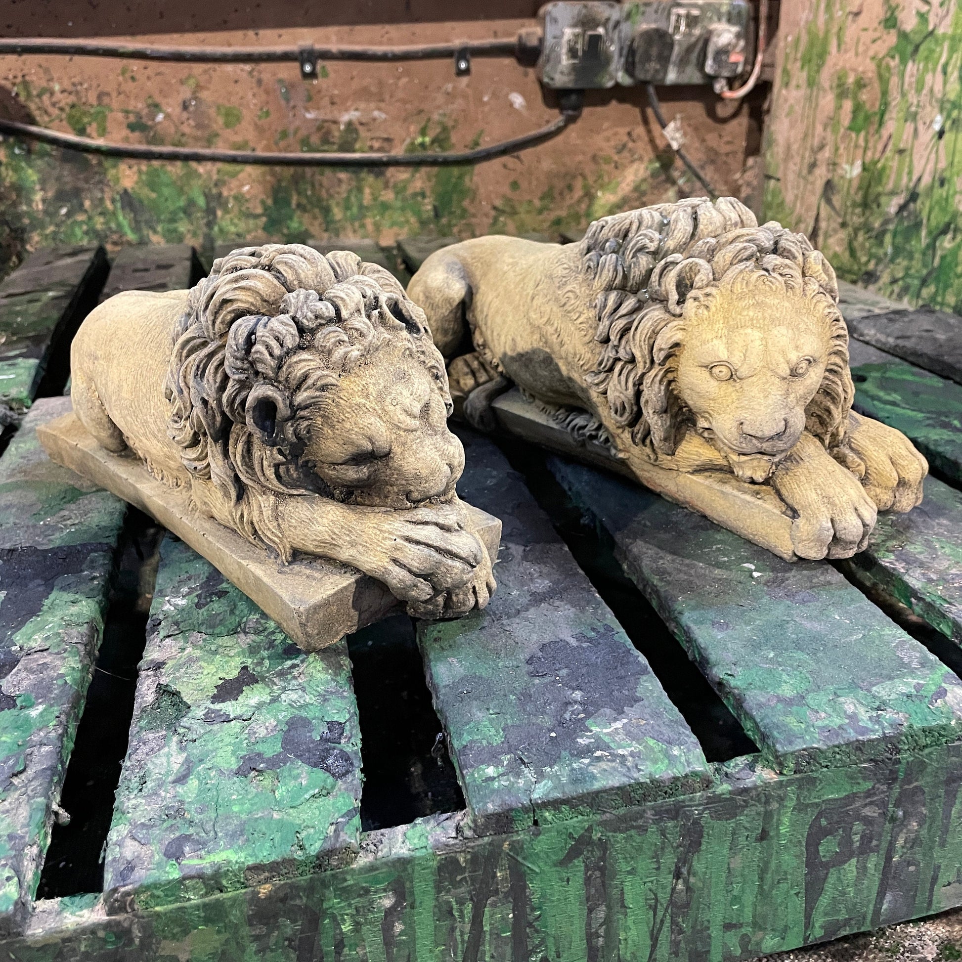 Aged Decorative Italianesque/Romanesque Vanitas Sculpture - Architectural Salvage/Country House Chatsworth Pair of Royal Lions