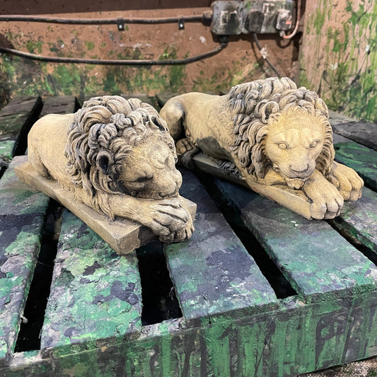 Aged Decorative Italianesque/Romanesque Vanitas Sculpture - Architectural Salvage/Country House Chatsworth Pair of Royal Lions