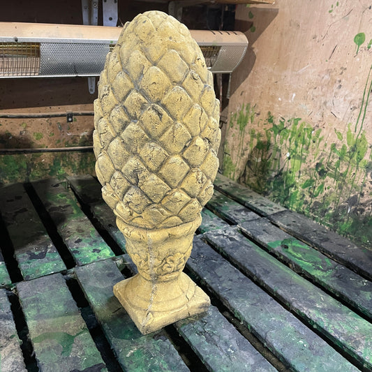Aged Victorian Grand Tour Country House Architectural Salvage - An Ornamental Pineapple Column/Pillar Gate Post Cap