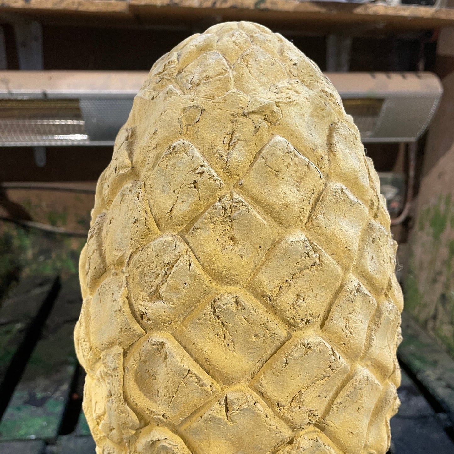 Plain Victorian Grand Tour Country House Architectural Salvage - An Ornamental Pineapple Column/Pillar Gate Post Cap