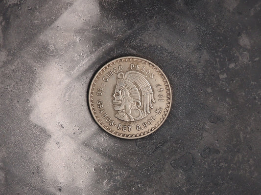 Hand Struck 1947 Mexico 5 Pesos Azte Skull/MementoMori Head Foreign Coin - Mexican .999 Silver Plated Replica Coin/Token/Medal