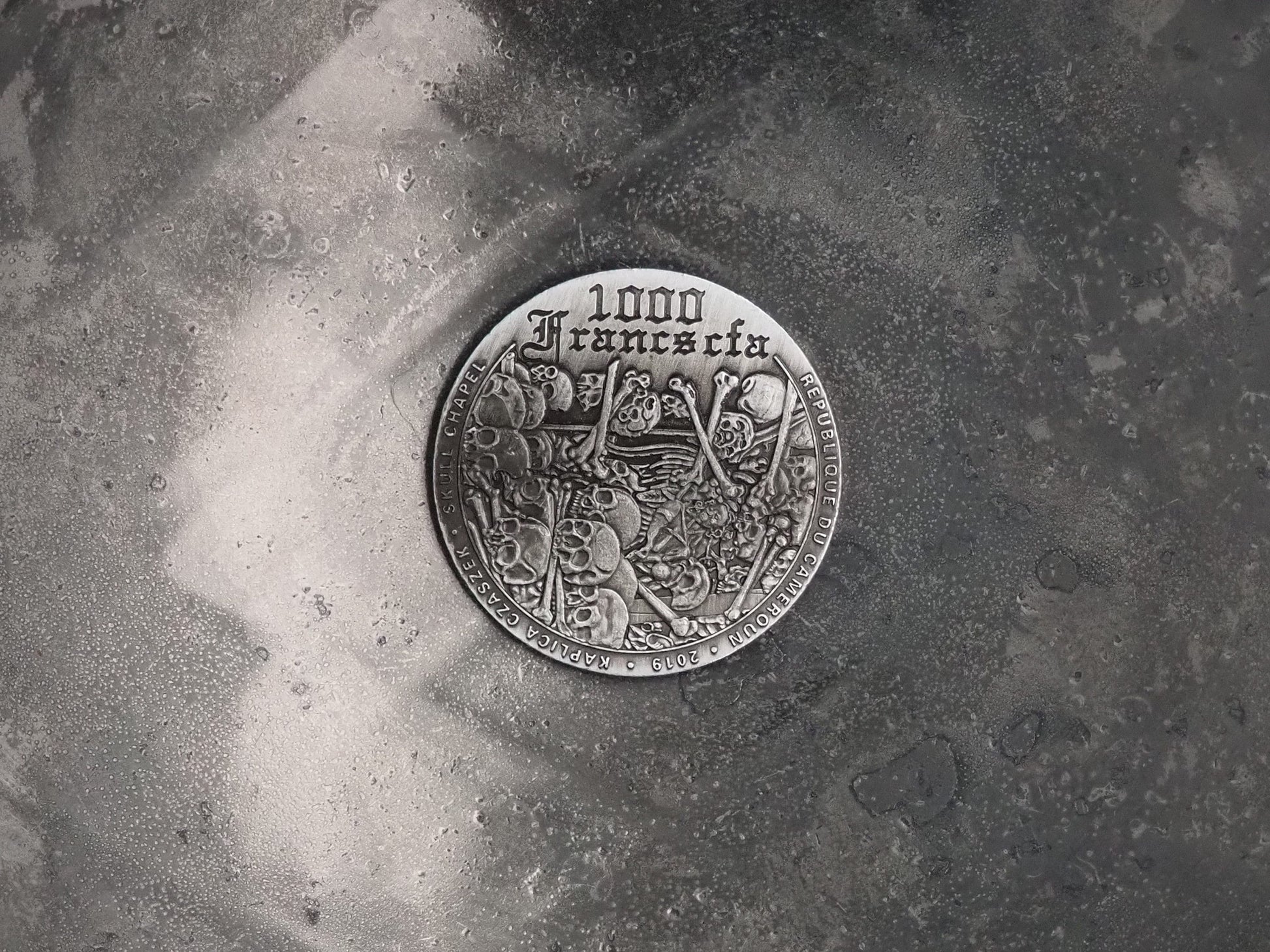 Hand Struck Cathedral Catacombs Bas-relief Silvered Skulls/MementoMori Souvenir Coin - French Franc .999 Plated Replica Coin/Token/Medal