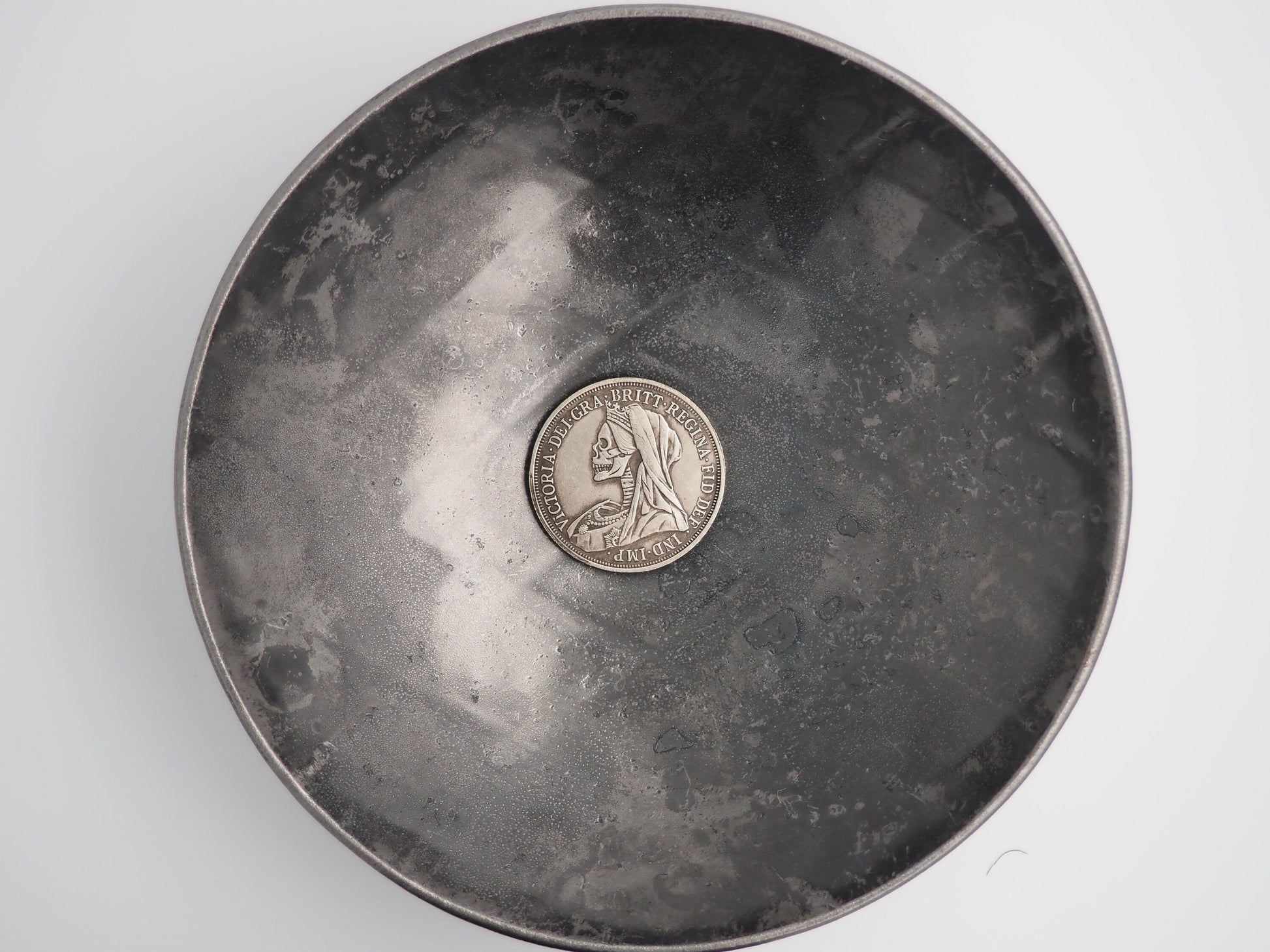 Hand Struck Hobo 1895 Queen Victoria Skull/MementoMori Head One Crown Coin - Great Britain .999 Silver Plated Replica Coin/Token/Medal